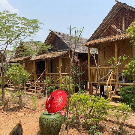 Bamboo House Lejlighed Bagan Eksteriør billede