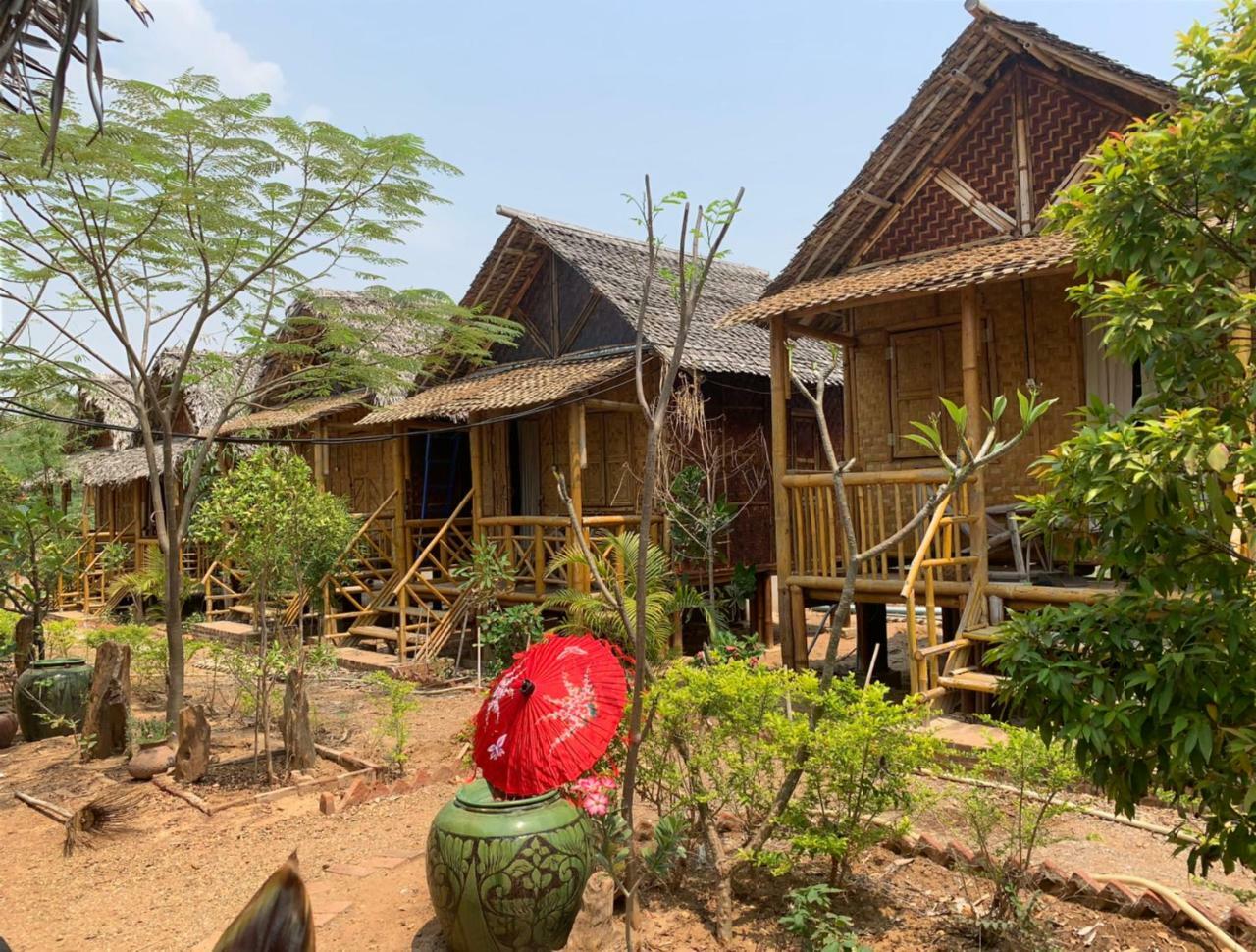 Bamboo House Lejlighed Bagan Eksteriør billede